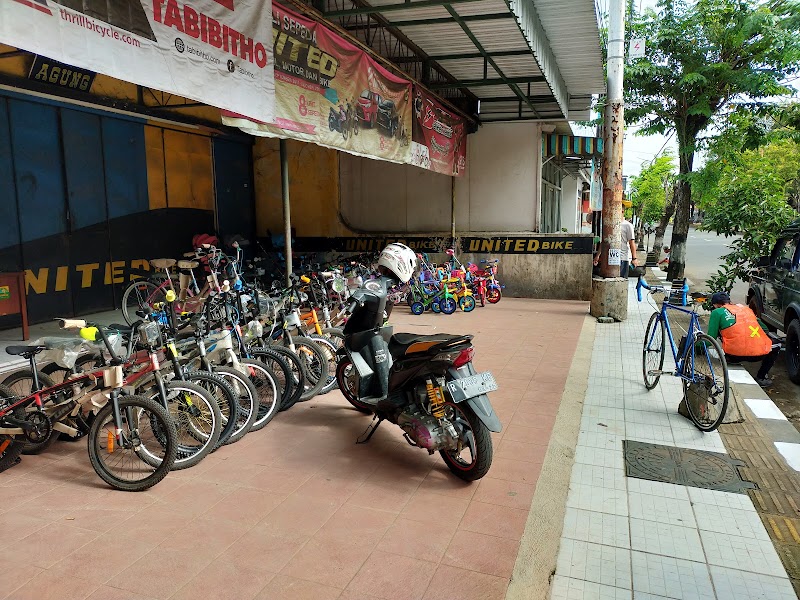 AUM SEPEDA LISTRIK CILACAP: Solusi Transportasi Ramah Lingkungan di Jantung Kota